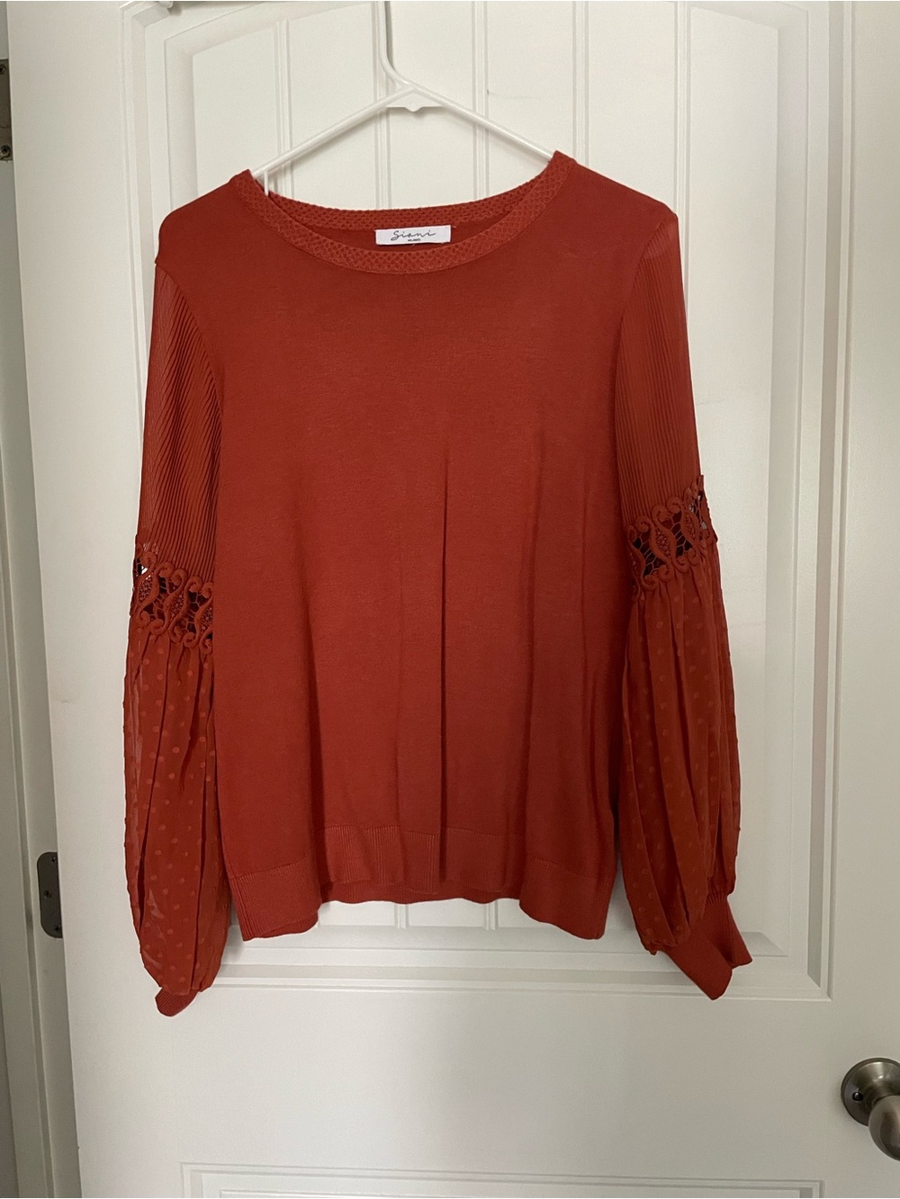 Sioni Rust Long-Sleeve Autumn Pumpkin Crochet Detail Sof Pullover NWOT